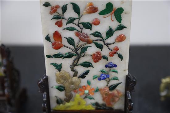 A pair of Chinese hardstone and coral table screens with hongmu stands, early 20th century, Total height 27cm